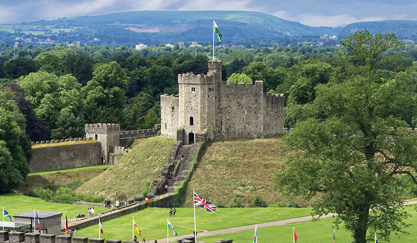 Cardiff+castle+-+small